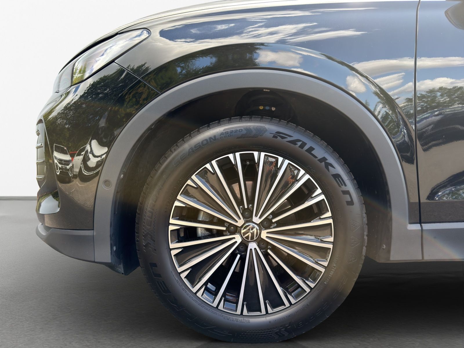 Volkswagen Tiguan - Bild 12