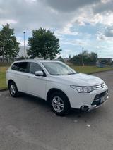 Mitsubishi outlander 2015 2.2 Diesel - Mitsubishi Outlander Gebrauchtwagen in Dortmund
