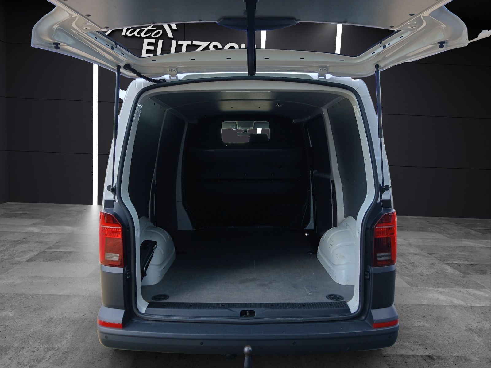 Fahrzeugabbildung Volkswagen T6 Transporter T6.1 TDI Kasten LED AHK RFK KLIMA