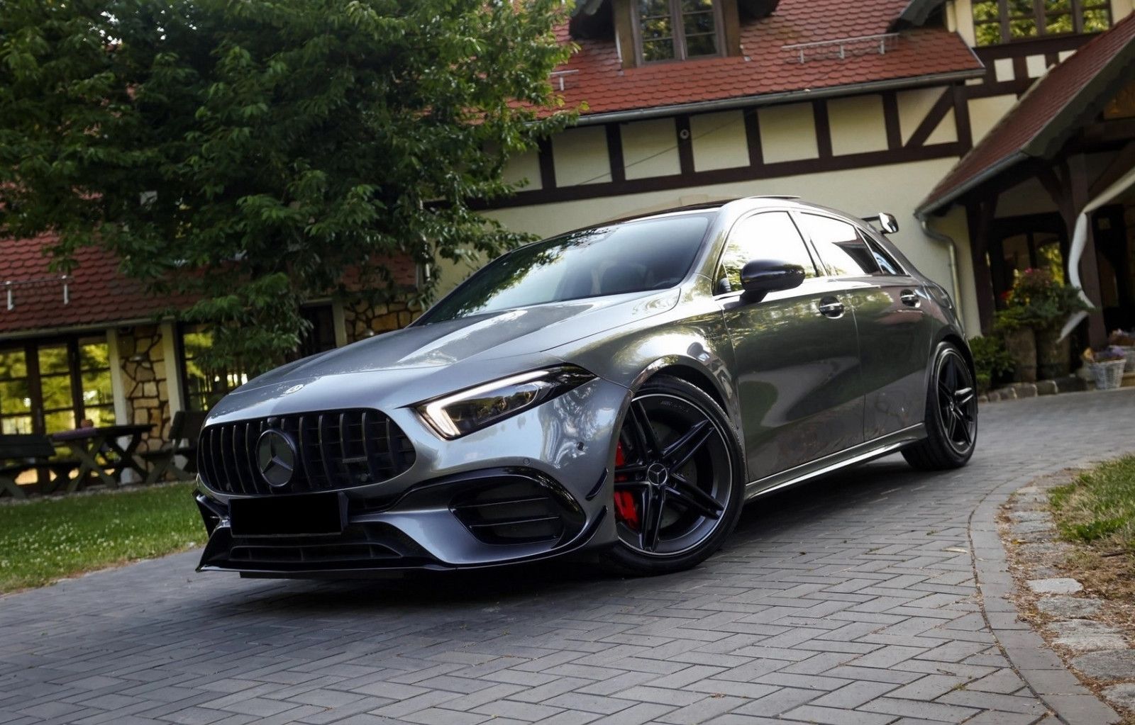 MERCEDES-BENZ Mercedes-AMG A 45 S 4MATIC Pano/ Burmest