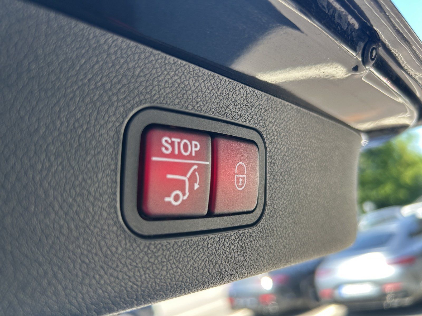 Fahrzeugabbildung Mercedes-Benz e T-Modell DISTRO AHK KEYLESS LRH LED AVANTG