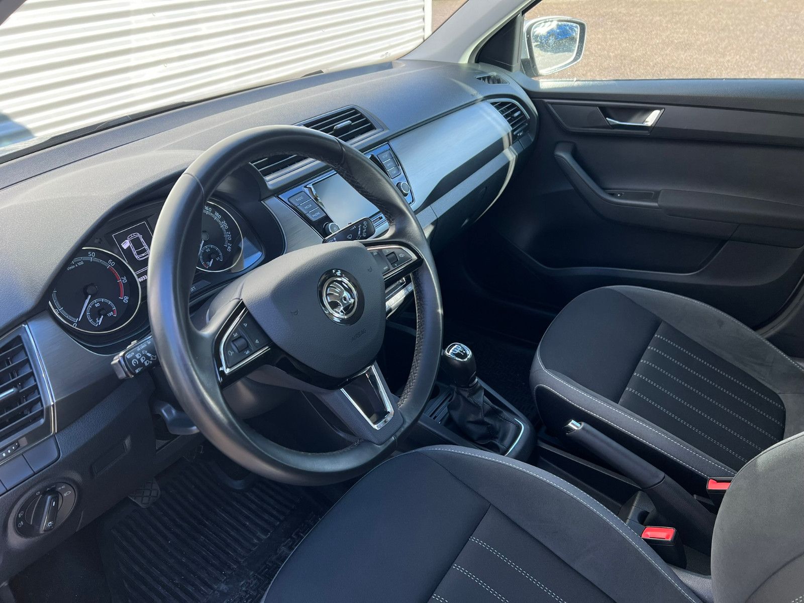 Fahrzeugabbildung SKODA Fabia Combi Style 1.0 TSI Tempomat