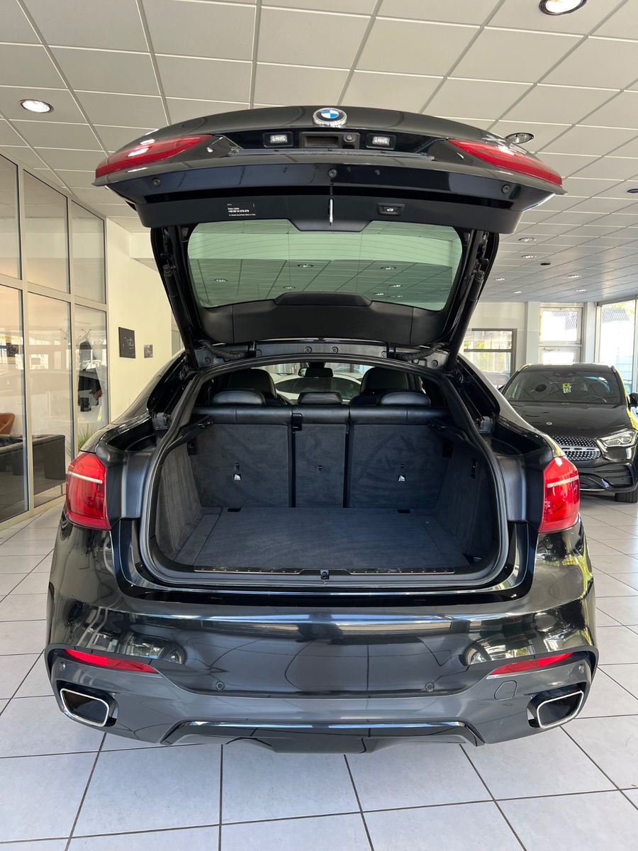 Fahrzeugabbildung BMW X6 xDrive 30 d M Sport Paket *4xSitzh*Head-Up*