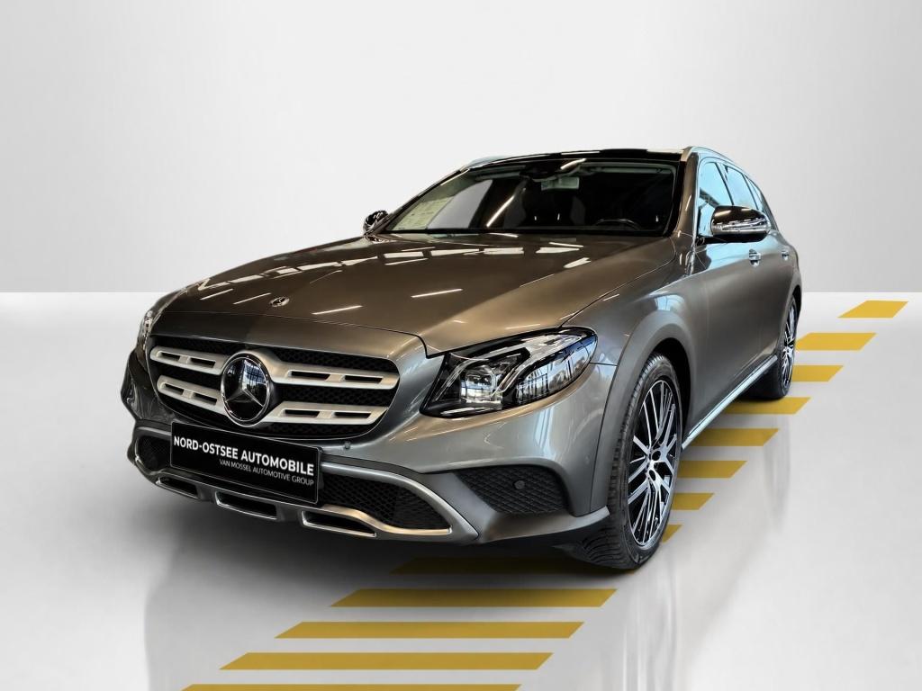 Mercedes-Benz E 220 d 4M T ALL-TERRAIN COMAND AHK DISTRO 360°