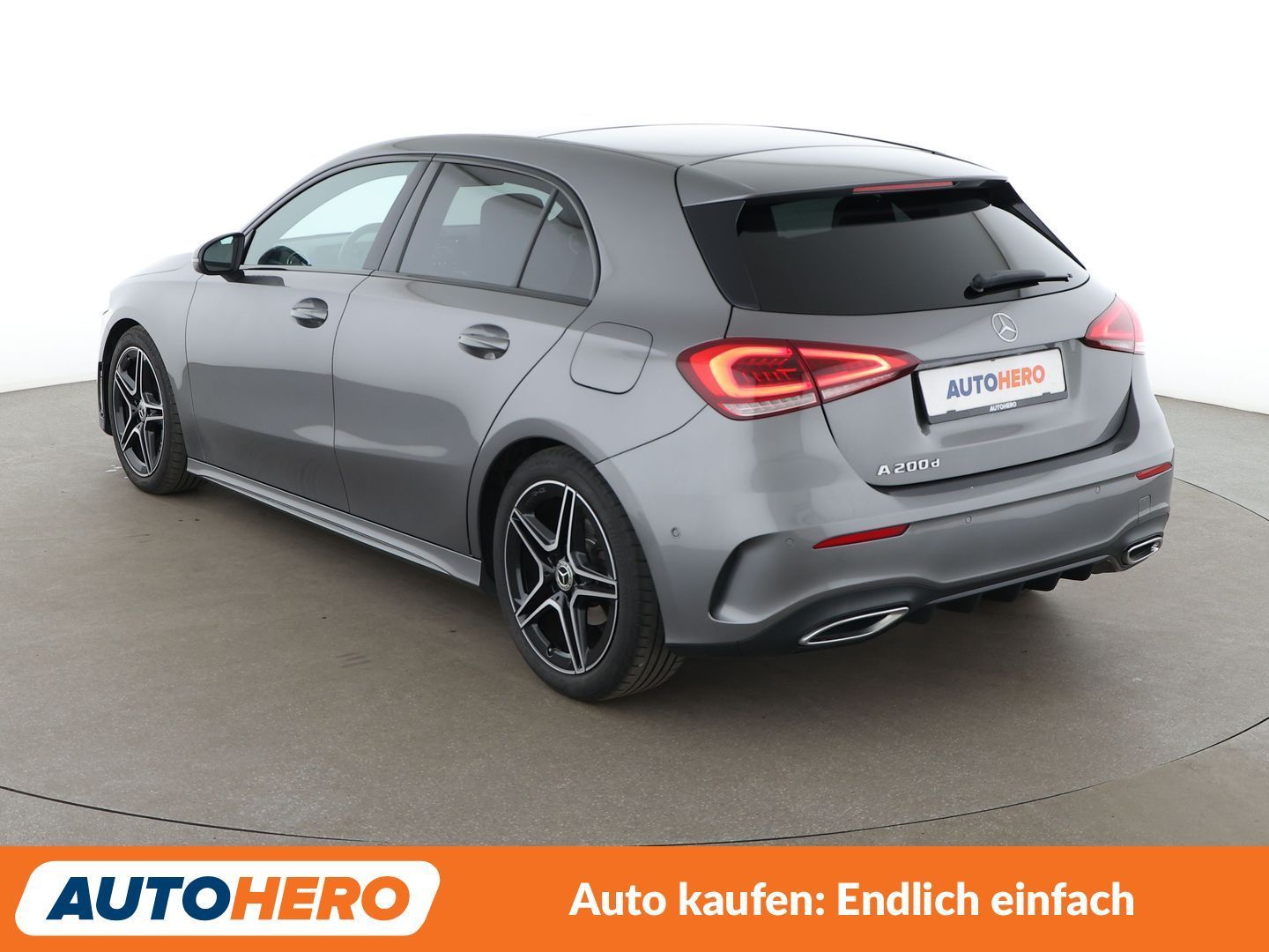 Mercedes-Benz A-Klasse A 200 d AMG Line Aut. NAV LED TEMPO PDC foto 4