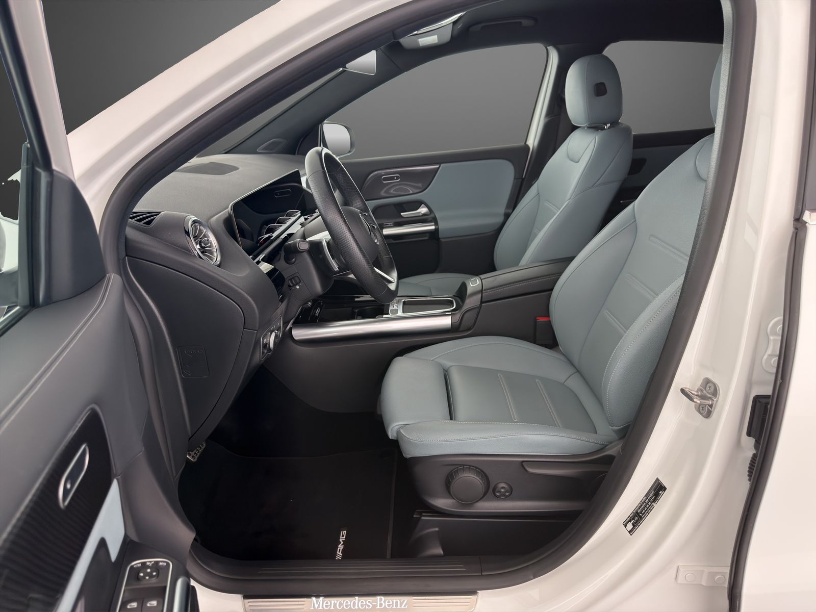 Mercedes-Benz GLA 200 AMG Line 2x *Premium*MB LED*19*WiPa+Kam foto 7