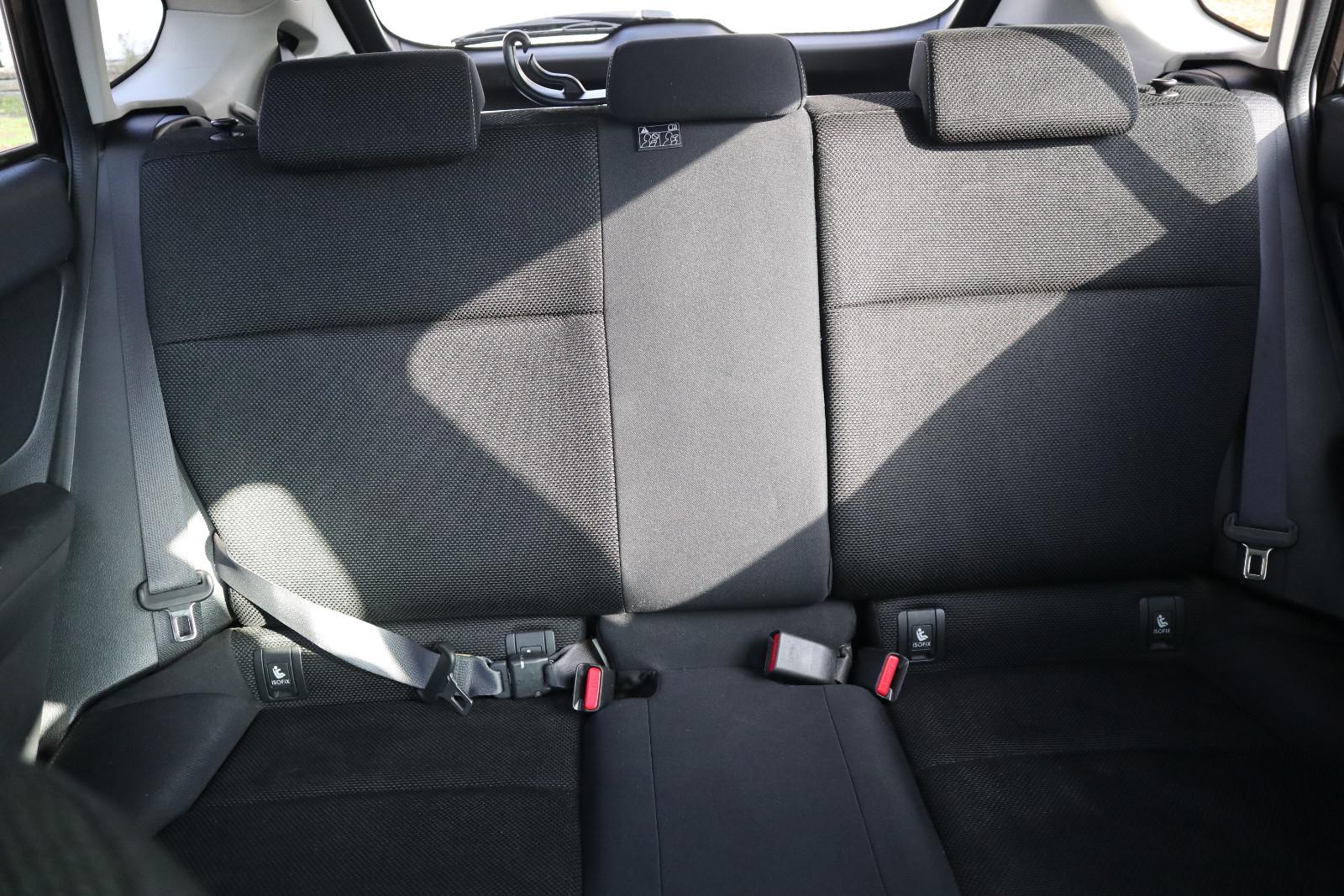 Subaru XV 2012 — photo 22