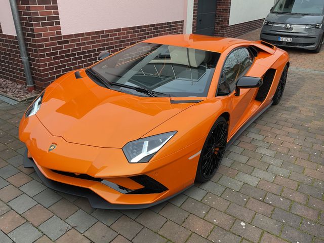 Lamborghini Aventador LP 740 S V 12  Coupe 1 Hd 12442Km Lift