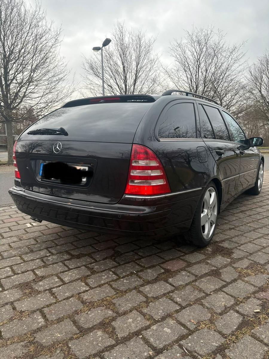 Mercedes-Benz C220 2006 — photo 6