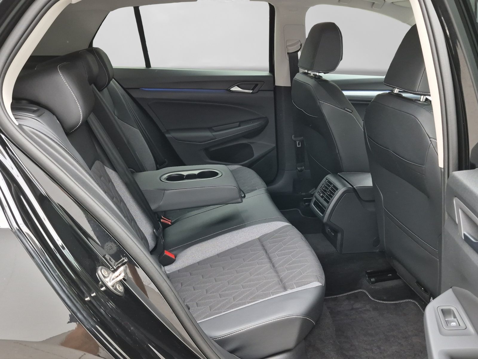 Volkswagen Golf - Bild 7