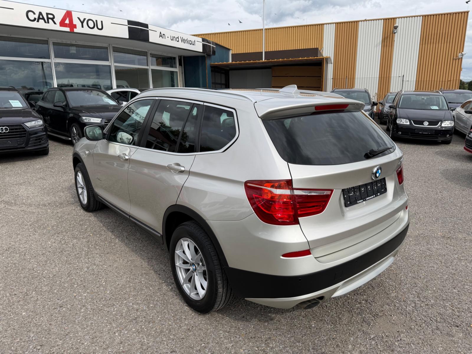 BMW X3 xDrive 20 d Auto.LED BI-Xenon Navi 1.Hand Pan