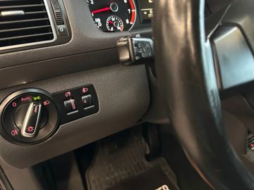 MYAUTOCENTER – Gebraucht- und Jahreswagen mit Werkstattservice in Pfaffenhofen Volkswagen Touran Comfortline *7-SITZER*2-ZONEN*TEMPO*