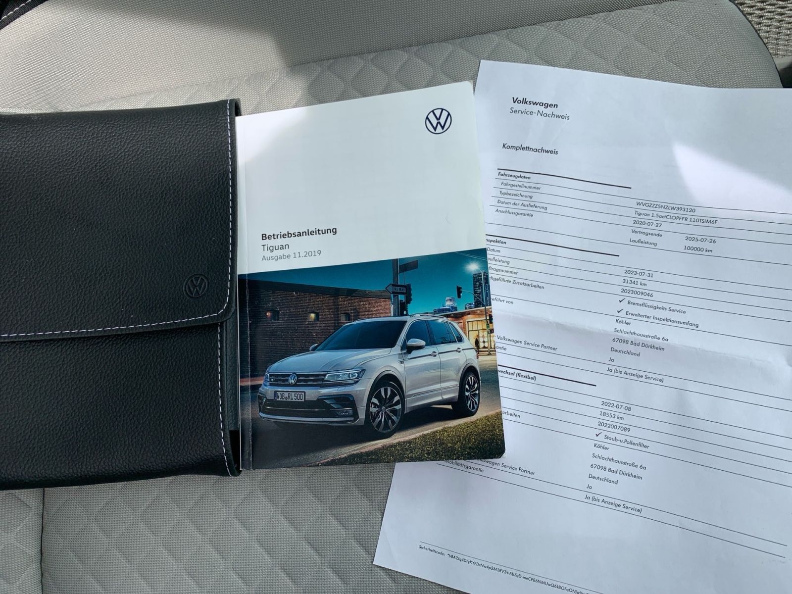 Fahrzeugabbildung Volkswagen Tiguan 1.5 TSI Comfortline BMT AHK Navi