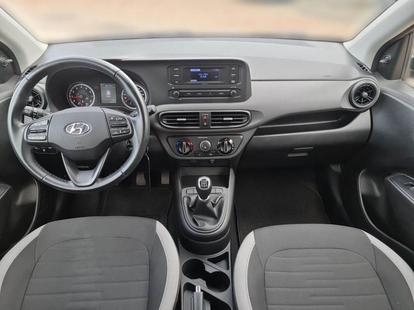 Fahrzeugabbildung Hyundai i10 New MJ21 1.0 Benzin M T Select