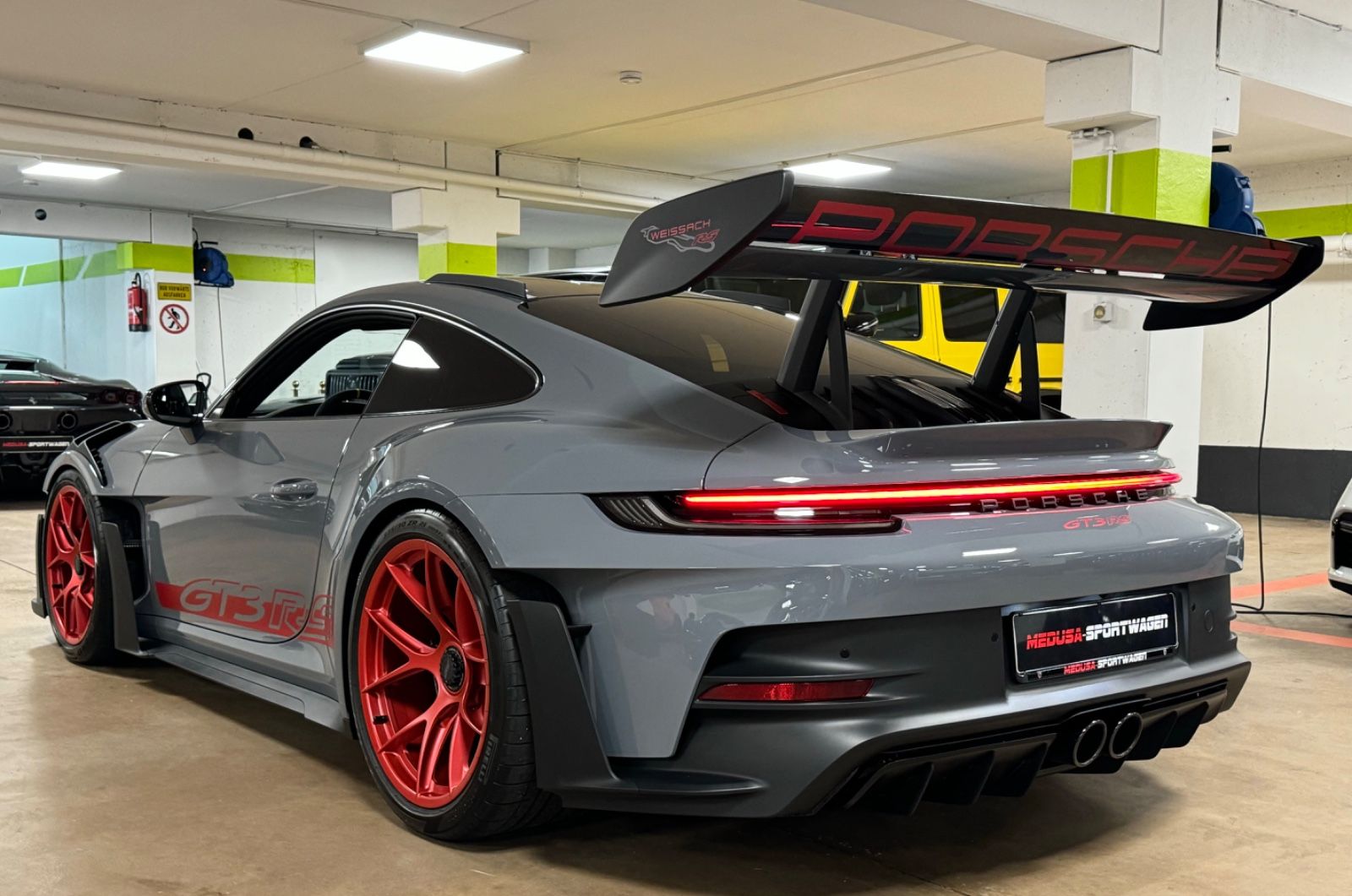 Fahrzeugabbildung Porsche 992 GT3 RS WEISSACH CARBON CERAMIC LIFT 24 FULL!