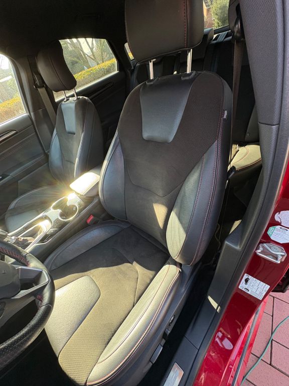 Image of Ford Mondeo