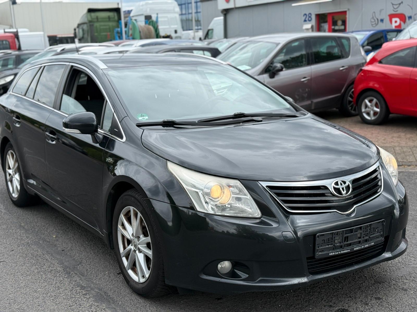 Toyota Avensis Kombi Edition Automatik