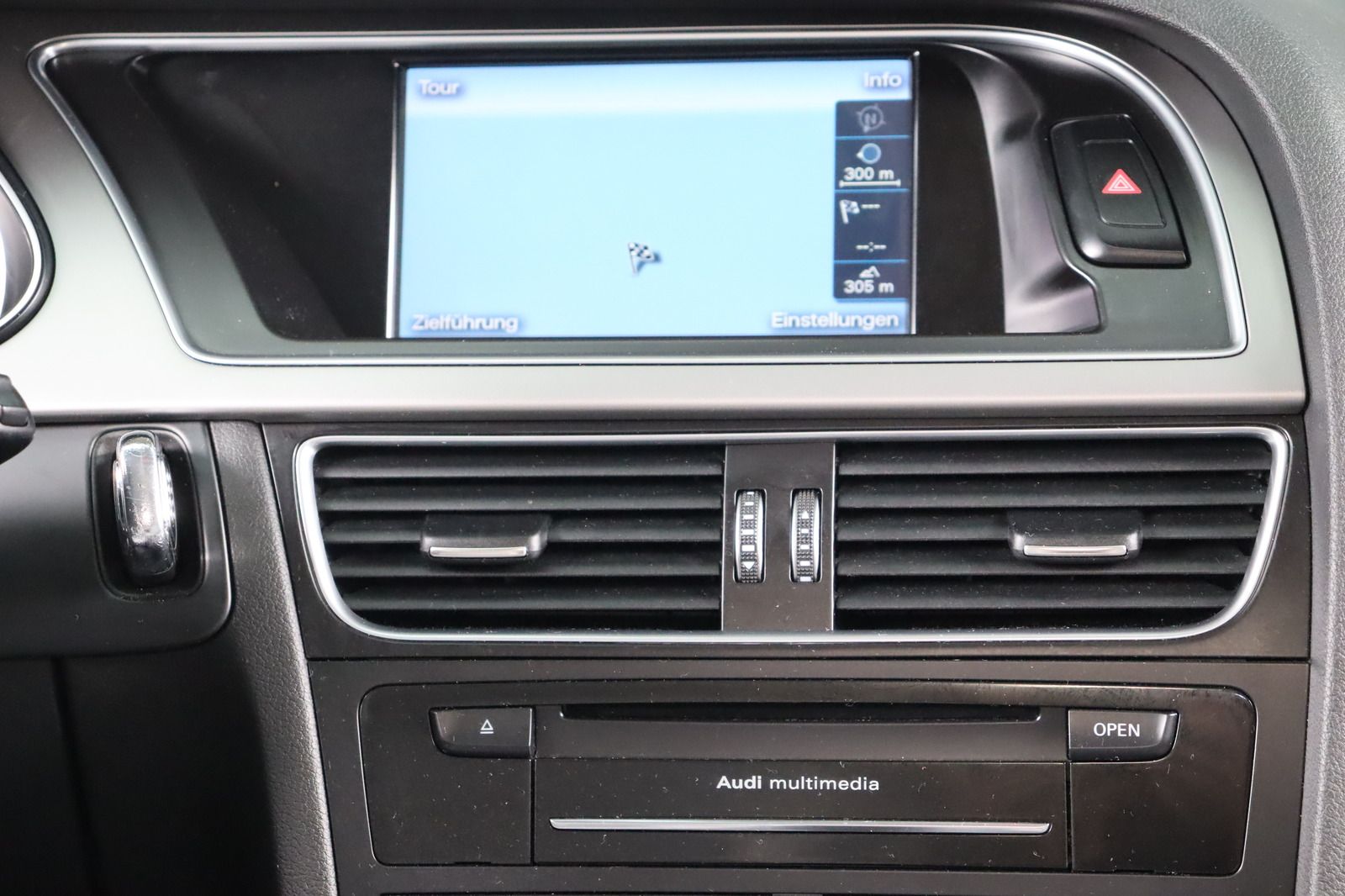 Fahrzeugabbildung Audi A4 3.0 TDI S tronic * Xenon * Navi * el. Sitze