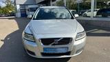 Volvo V50 Kombi 2.0 D Kinetic - gebrauchte Volvo V50 aus dem Jahr 2008