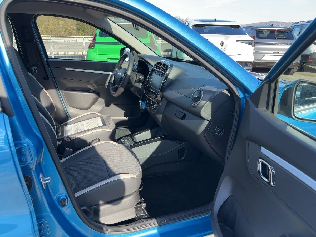 Fahrzeugabbildung Dacia Spring Essential 45 CCS Kamera
