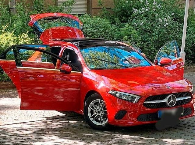 MERCEDES-BENZ Verkaufe Mercedes Benz A200 wenig  km mit ...