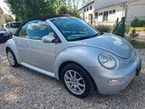 Volkswagen Beetle - Volkswagen Beetle aus 2005: Cabrio
