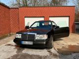 Mercedes-Benz W124 Coupé 220  Klassiker /... - Mercedes-Benz 220: W124