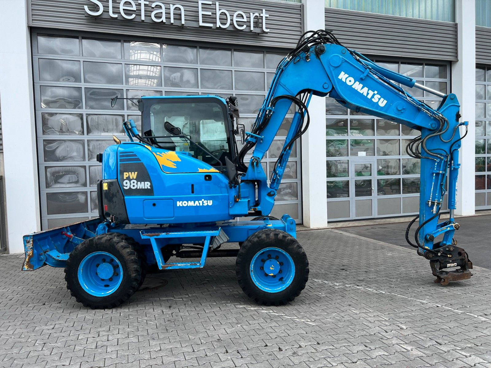 Fahrzeugabbildung Komatsu PW 98MR-8 / 5.734h / Powertilt HS08