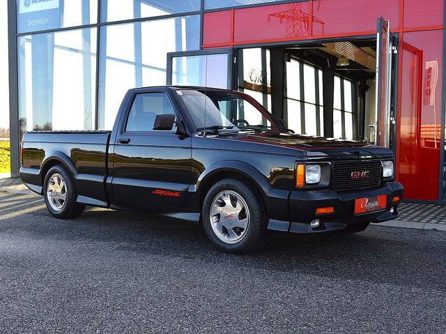 GMC Sierra Syclone