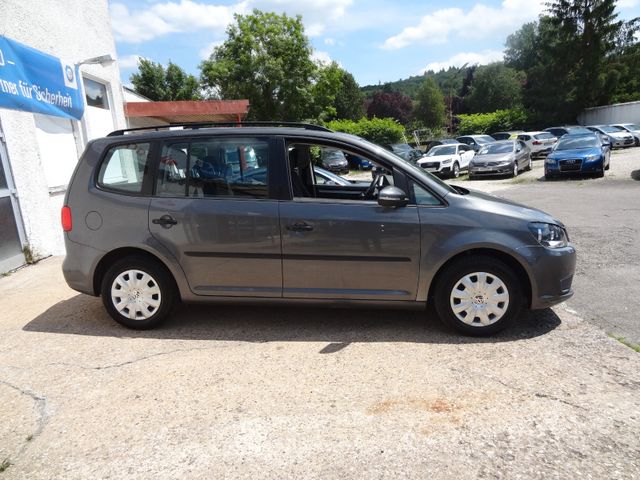Fahrzeugabbildung Volkswagen Touran Trendline/2.Hd/PDC/Klima/Steuerkette NEU/