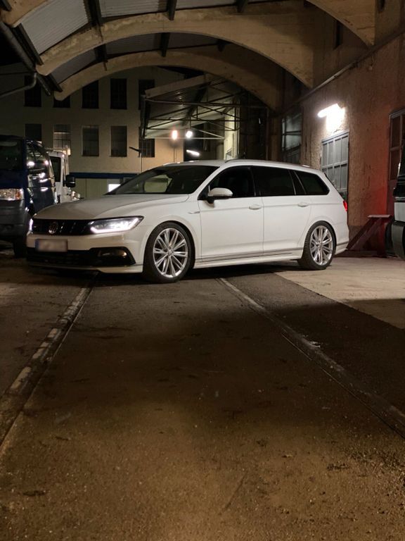 Image of Volkswagen Passat Variant