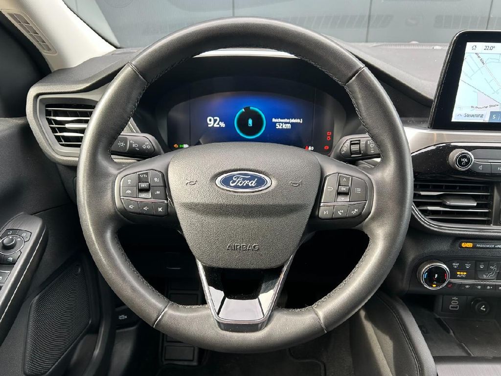 Ford Kuga — fotografia 3