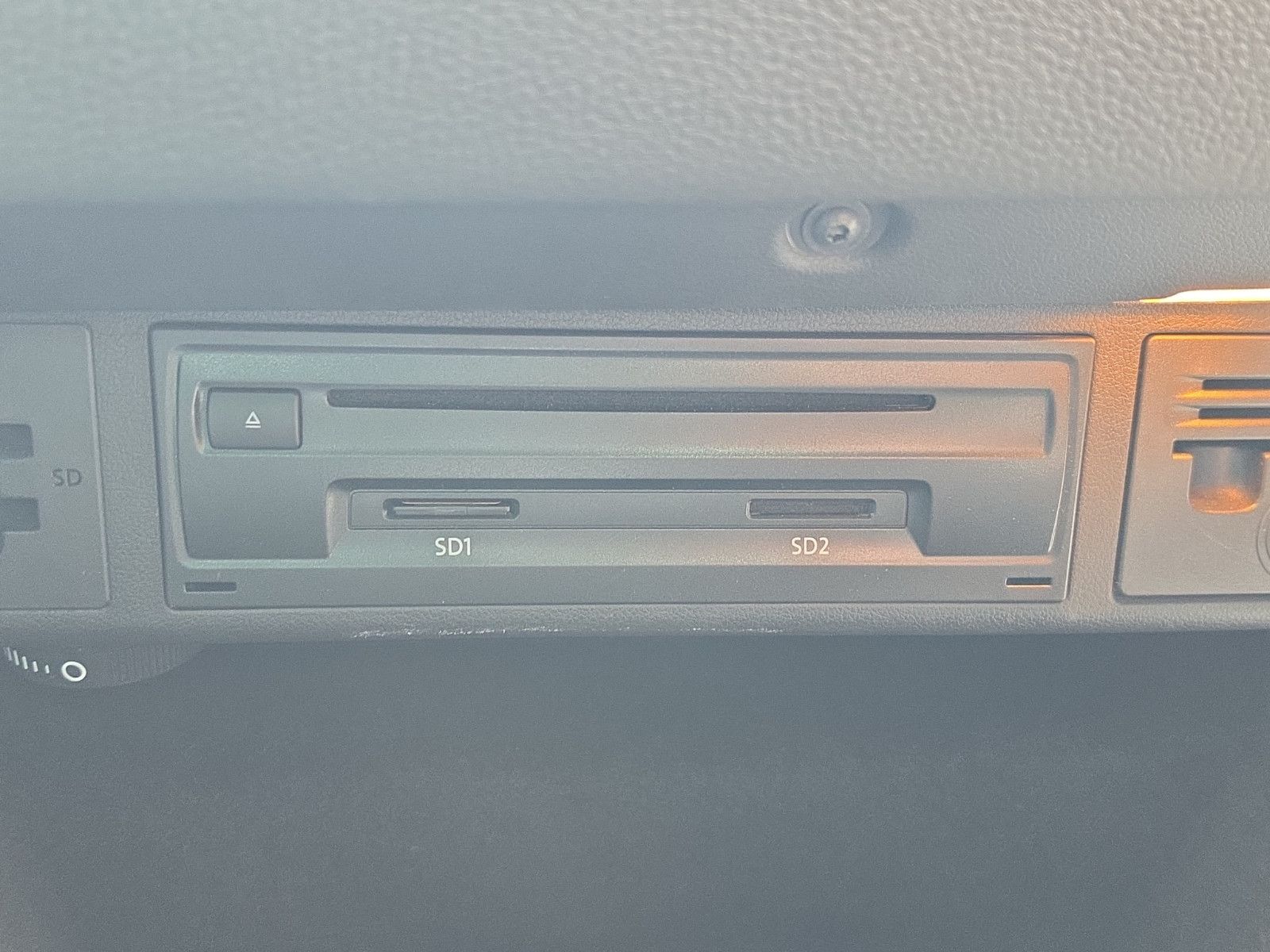 Fahrzeugabbildung Volkswagen Golf Sportsvan VII IQ.DRIVE AHK NAVI SHZ