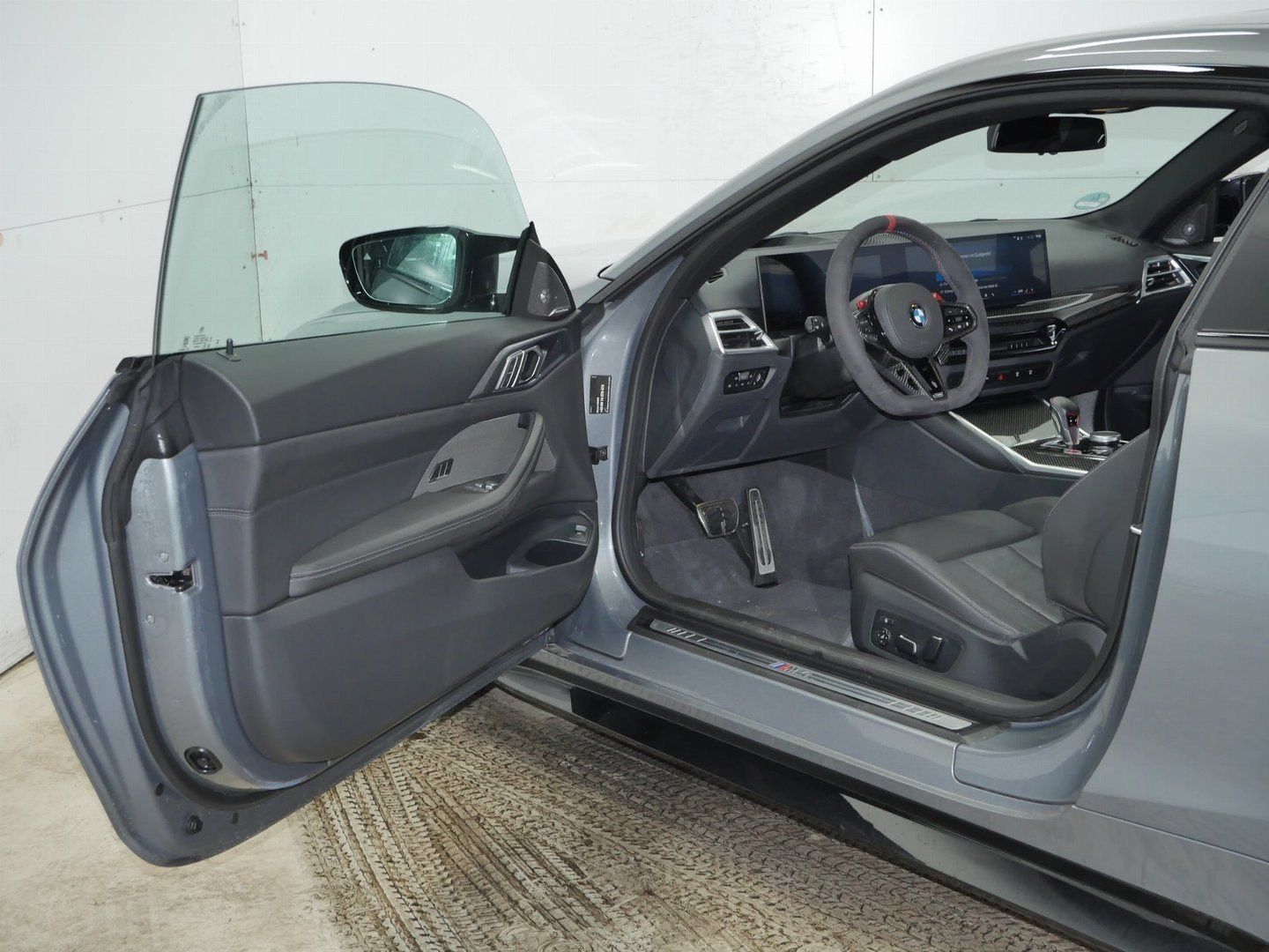 Fahrzeugabbildung BMW M4 Competition M Alcantaralenkrad, Carbon Fibre,