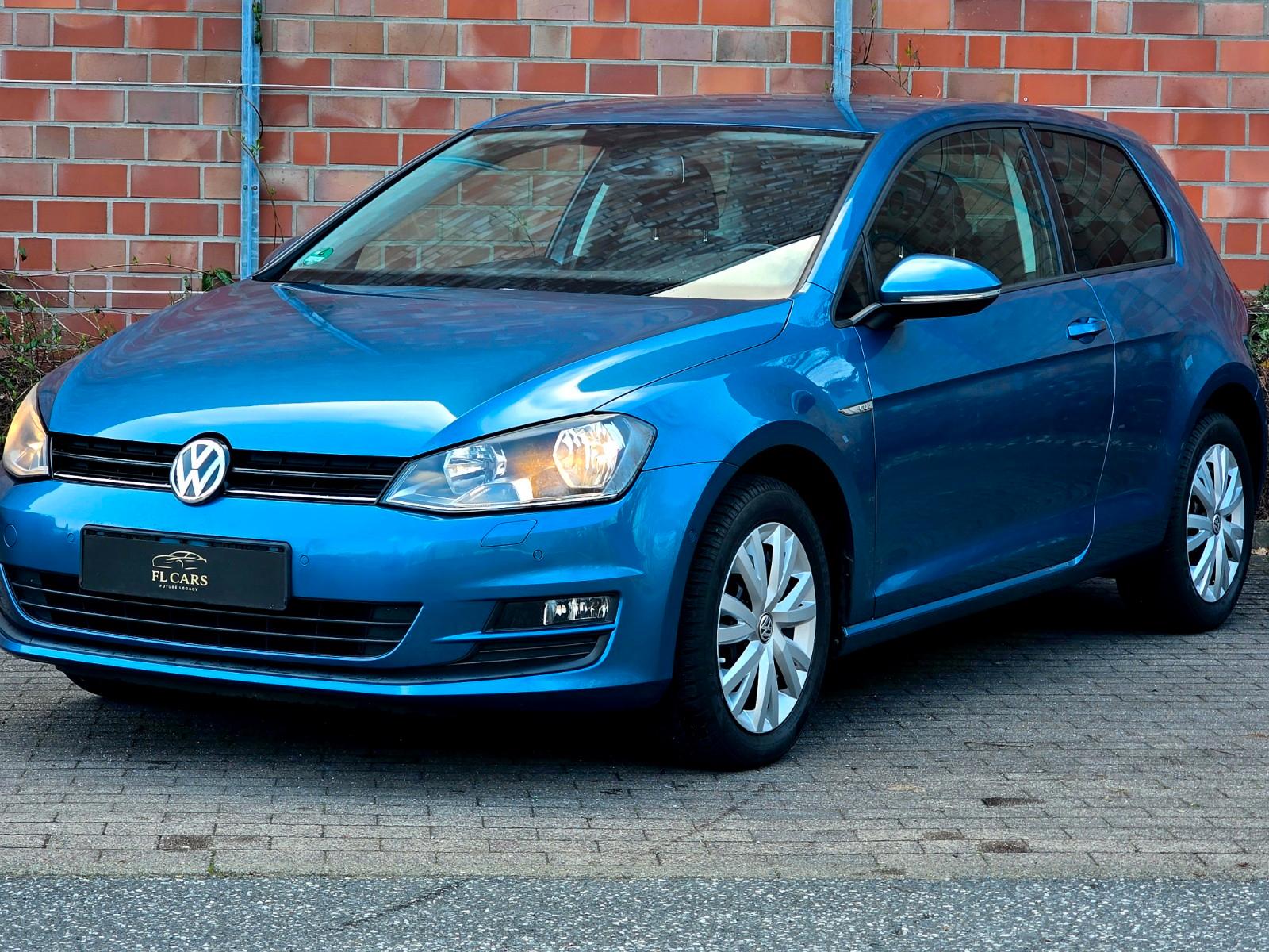 Volkswagen Golf VII Cup Parkassist. 1.Hand SHZ PDC Garantie