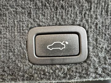 Volvo XC70 Kinetic AWD *Xenon*Elek.Heckkl.*