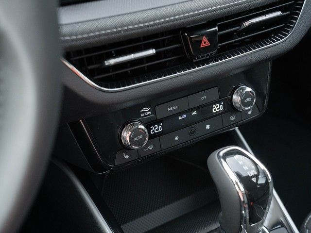 Fabia 1.0 TSI Tour DSG KESSY+ACC+WINTER