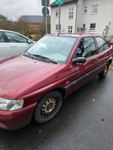 Ford Escort Auto Bastler Auto - gebrauchte Ford Escort aus dem Jahr 1997