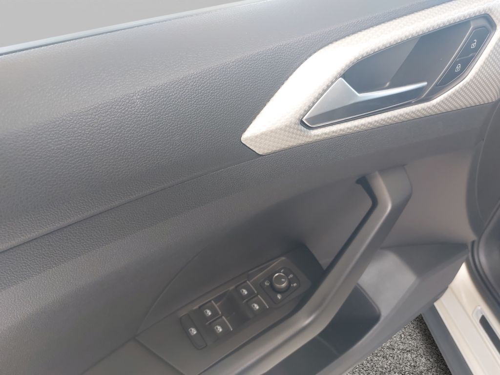 Fahrzeugabbildung Volkswagen T-Cross 1.0 TSI OPF Move