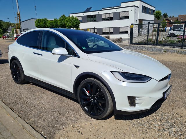 Tesla Model X 100 D,100kWh PERFORMANCE,1 HD,LEDER,NAVI