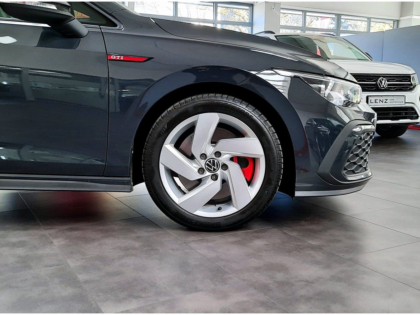 Fahrzeugabbildung Volkswagen Golf GTI *LED*PDC*Sitzhzg*App*ACC*DAB*LaneAssist