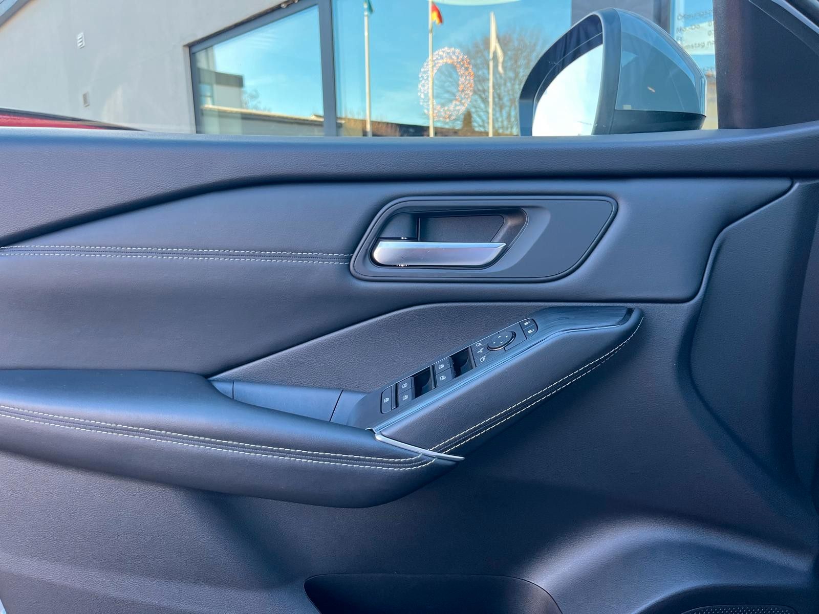 Fahrzeugabbildung Nissan Qashqai 1.3 N-Connecta*Winter-Paket*