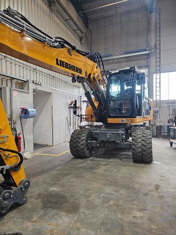 Liebherr A920 