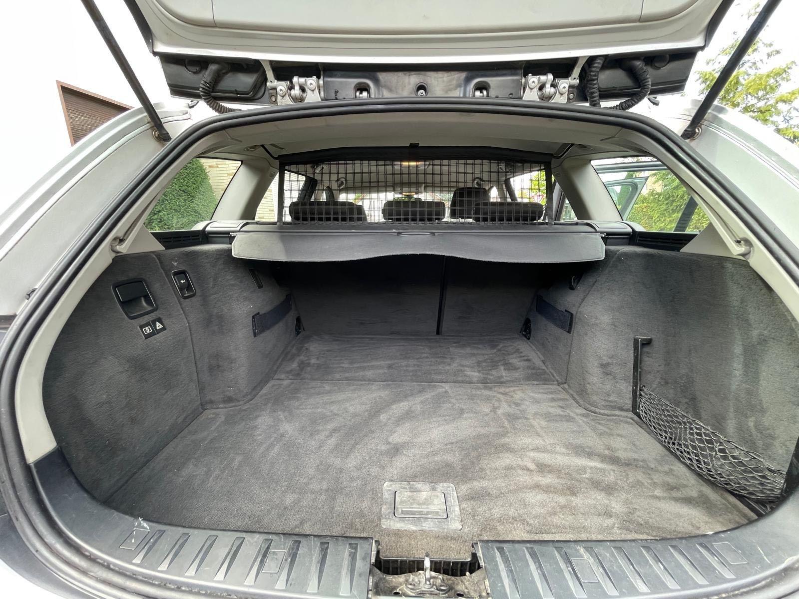 BMW 318 2006 — photo 8