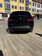 BMW X1 sDrive 18i Advantage Steptronic DCT Advantage - BMW X1 mit Benzin-Antrieb: 18d