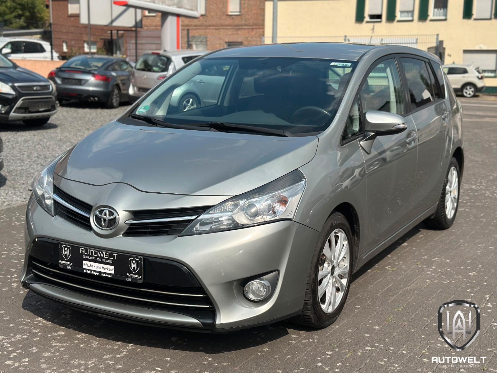 Toyota Verso Life