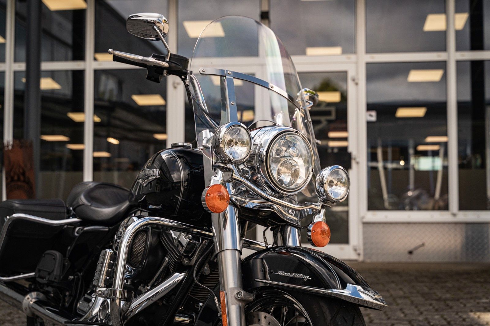 Fahrzeugabbildung Harley-Davidson FLHRC Road King Classic 103 CUI - PENZL  AUSPUFF