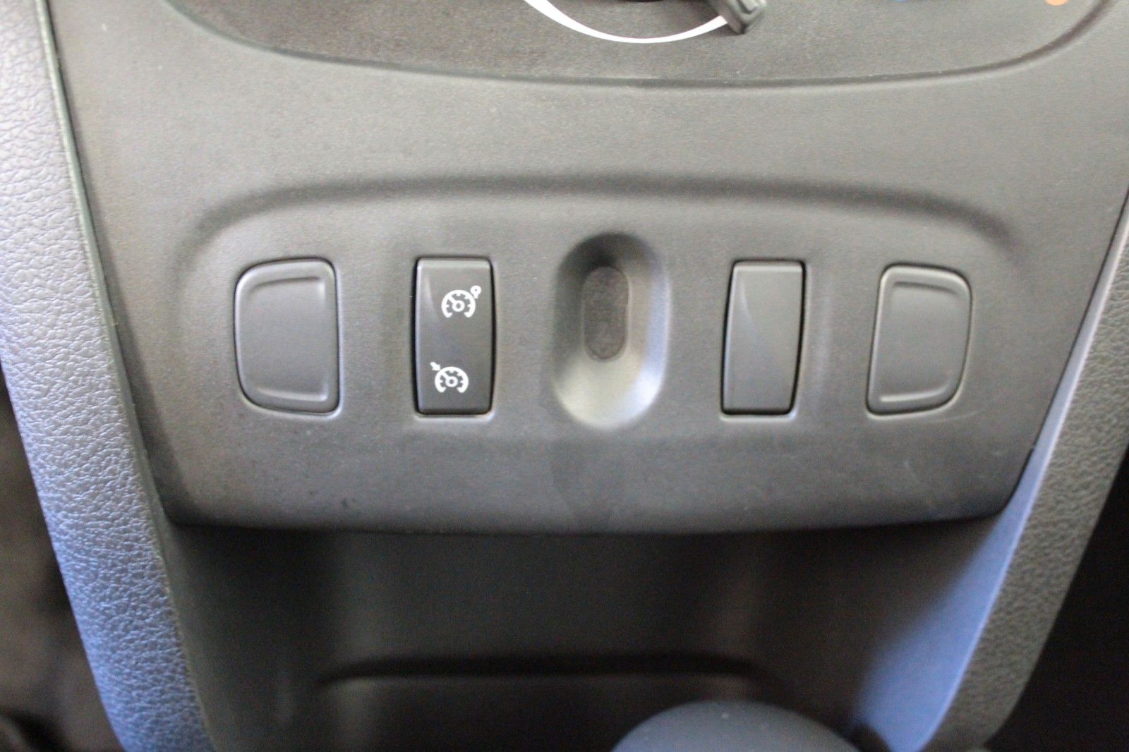 Fahrzeugabbildung Dacia Logan MCV TCe90 Stepway*Navi*Klima*