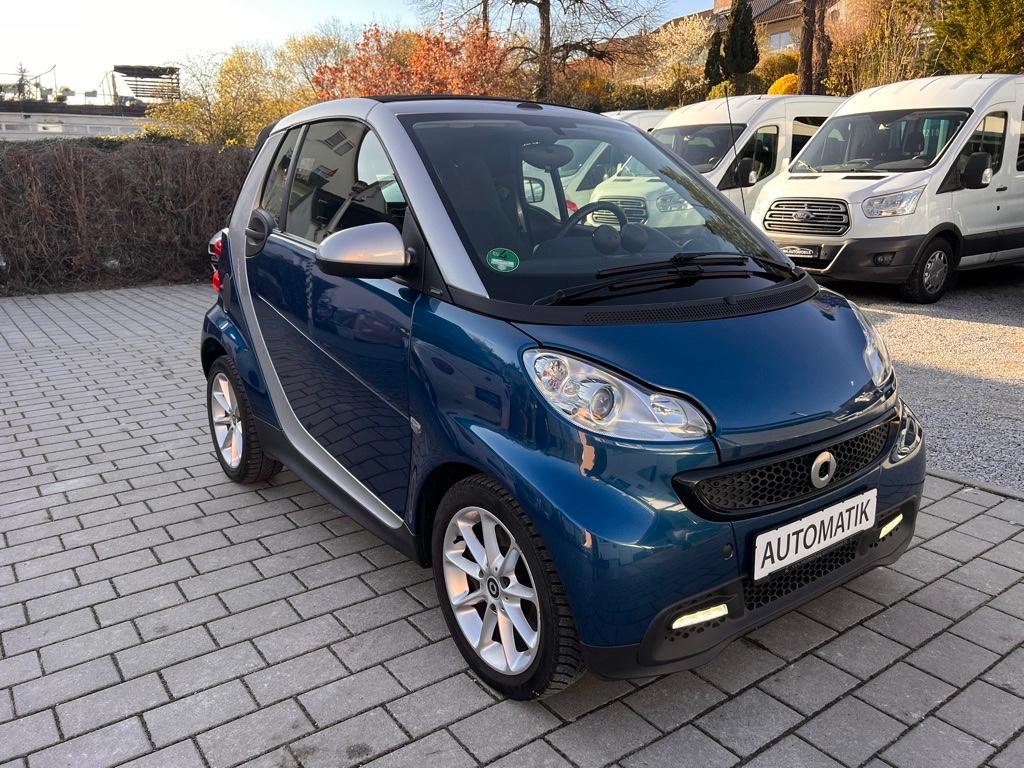 Smart ForTwo fortwo cabrio Basis Klima 62 kW Automatik