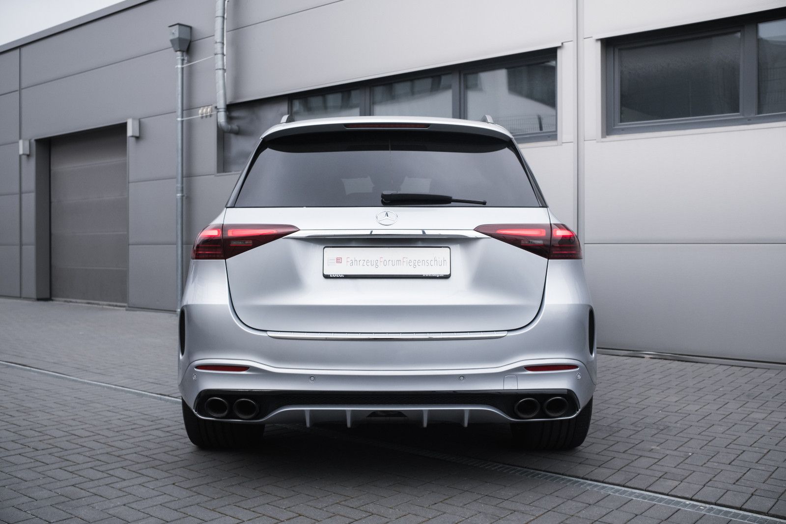 Fahrzeugabbildung Mercedes-Benz GLE 53 AMG-Hybrid-Premium-Plus-Manufaktur Paket